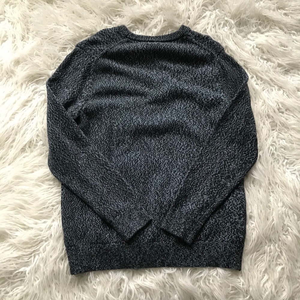 BANANA REPUBLIC BLUE‎ AND NAVY KNIT SWEATER - Picture 6 of 9